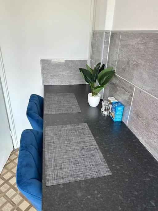 Spacious Flat In West Midlands Birmingham Eksteriør billede